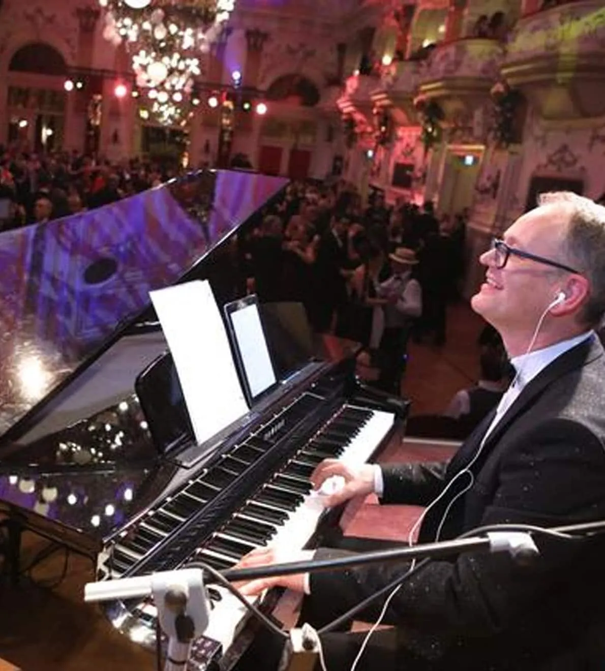 Pianist live am Flügel – Moments in Church Konzerterlebnis